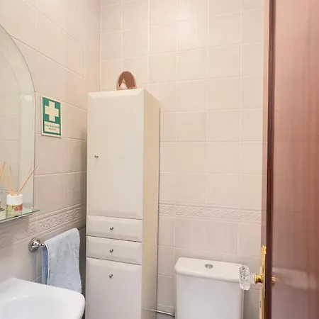 Villa For Short Term Medium Long Trofa